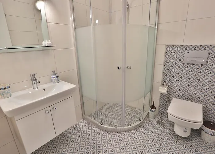 Emre 10 Ξενοδοχείο 2*