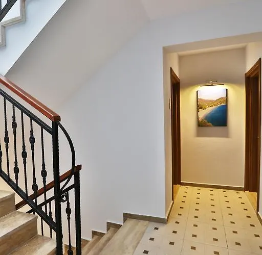 Ξενοδοχείο Emre 10