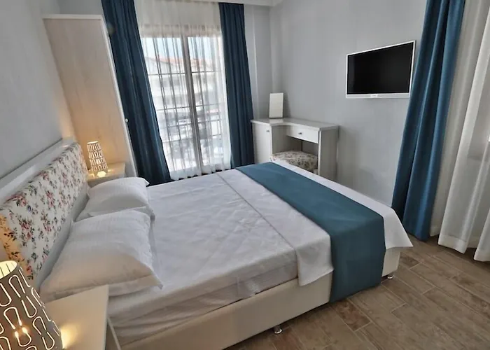 Ξενοδοχείο Emre 10 2*